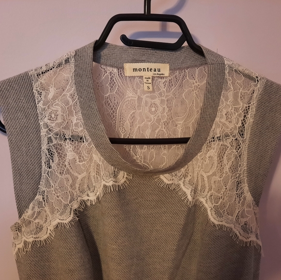Grey knit dress with white lace - Picture 3 of 5